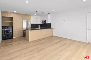 2811 3rd St, Santa Monica, CA 90405 - Photo 1