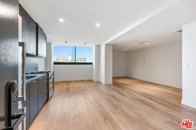 3688 Overland Ave #202, Los Angeles, CA 90034 - Photo 1