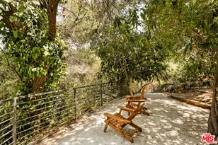 10012 Charter Oak Ln, Beverly Hills, CA 90210 - Photo 1