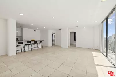 10747 Wilshire Blvd #1102, Los Angeles, CA 90024 - Photo 1