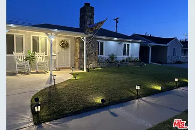 1060 W 210th St, Torrance, CA 90502 - Photo 1