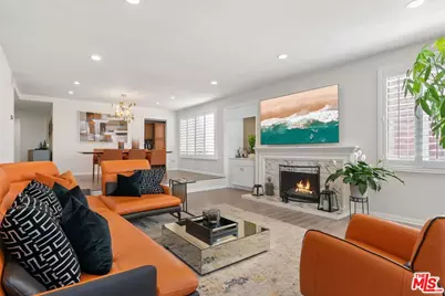 17130 Burbank Blvd #201, Encino, CA 91316 - Photo 1