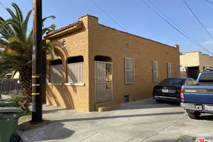 711 W 54th St, Los Angeles, CA 90037 - Photo 1
