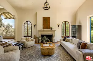 2250 N Berendo St, Los Angeles, CA 90027 - Photo 1