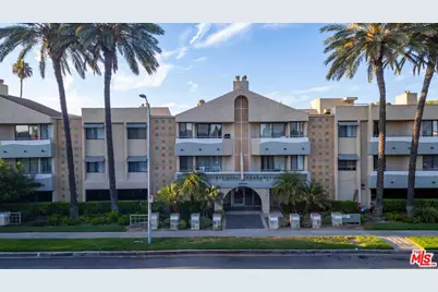 19009 Sherman Way #22, Reseda, CA 91335 - Photo 1