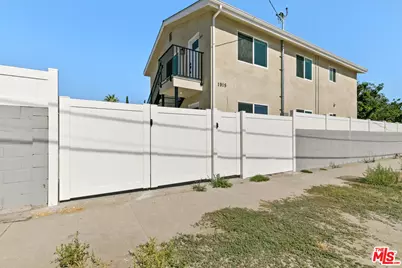 1915 N Manning St #101, Burbank, CA 91505 - Photo 1