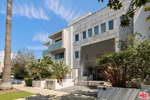 928 N Croft Ave, Los Angeles, CA 90069 - Photo 1