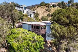 6178 Rodgerton Dr, Los Angeles, CA 90068 - Photo 1