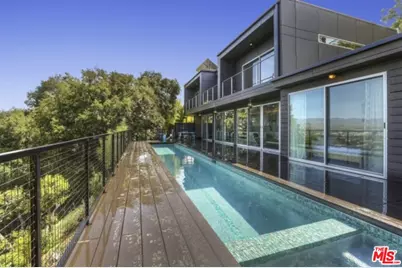 11462 Laurelcrest Rd, Studio City, CA 91604 - Photo 1