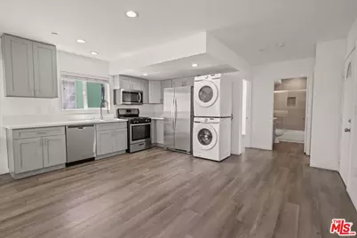 1887 W 20th St, Los Angeles, CA 90007 - Photo 1