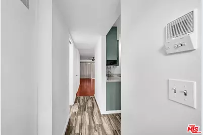 223 S Acacia Ave ##211, Compton, CA 90220 - Photo 1