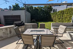 833 N Las Palmas Ave, Los Angeles, CA 90038 - Photo 1