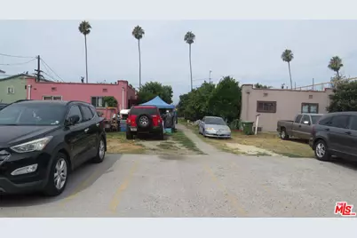 7416 S Figueroa St, Los Angeles, CA 90003 - Photo 1