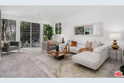 211 California Ave #401, Santa Monica, CA 90403 - Photo 1