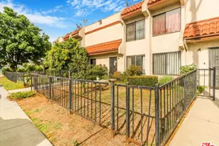 11414 S Budlong Ave, Los Angeles, CA 90044 - Photo 1