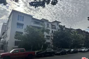 122 N Clark Dr, West Hollywood, CA 90048 - Photo 1