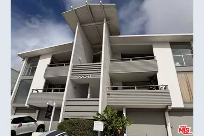 22041 Pacific Coast Hwy #2, Malibu, CA 90265 - Photo 1