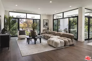 425 N Palm Dr, Beverly Hills, CA 90210 - Photo 1