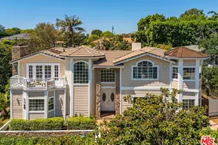 2261 Bagley Ave, Los Angeles, CA 90034 - Photo 1