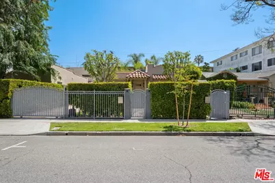 704 Westbourne Dr, West Hollywood, CA 90069 - Photo 1