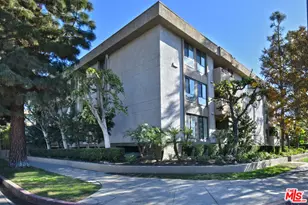 11640 Woodbridge St, Studio City, CA 91604 - Photo 1