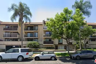 433 S Manhattan Pl, Los Angeles, CA 90020 - Photo 1