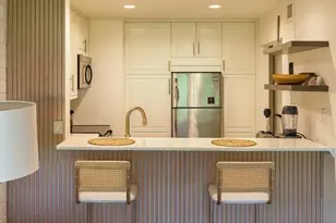 11750 W Sunset Blvd, Los Angeles, CA 90049 - Photo 1