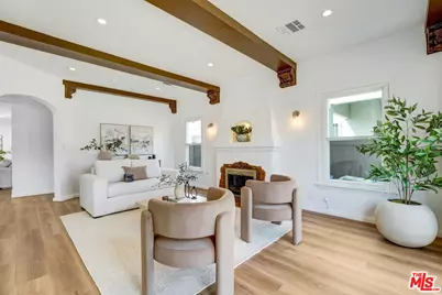 1900 W 85th St, Los Angeles, CA 90047 - Photo 1