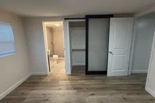 385 Redondo Ave #D, Long Beach, CA 90814 - Photo 1