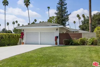 1035 N Hudson Ave, Pasadena, CA 91104 - Photo 1