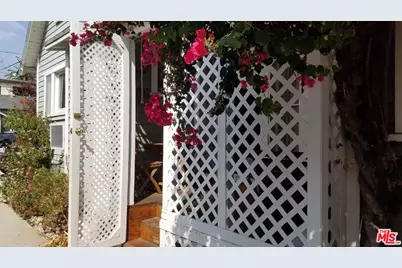 935 N Vista St #937 1/2, Los Angeles, CA 90046 - Photo 1