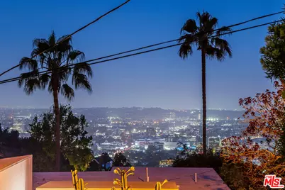 8819 Evanview Dr, Los Angeles, CA 90069 - Photo 1