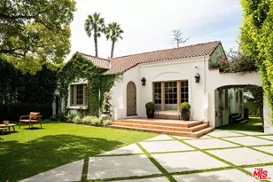 911 S Tremaine Ave, Los Angeles, CA 90019 - Photo 1