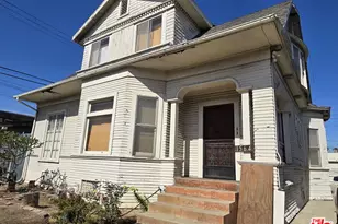 1564 S Oxford Ave, Los Angeles, CA 90006 - Photo 1