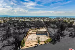 15214 Mc Kendree Ave, Pacific Palisades, CA 90272 - Photo 1