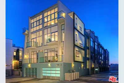 4151 Redwood Ave #203, Los Angeles, CA 90066 - Photo 1