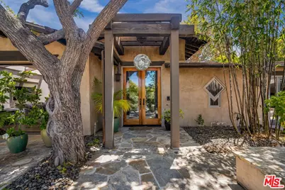 1424 Oriole Dr, Los Angeles, CA 90069 - Photo 1