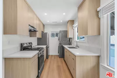 1810 Santa Ynez St, Los Angeles, CA 90026 - Photo 1