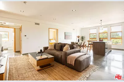 547 N Sweetzer Ave #101, West Hollywood, CA 90048 - Photo 1