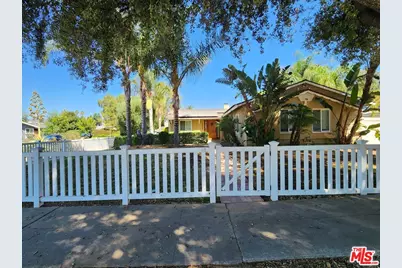 22327 Gifford St, Canoga Park, CA 91303 - Photo 1