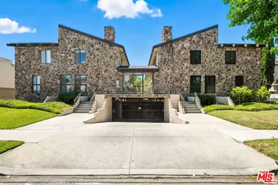 13412 Burbank Blvd #3, Sherman Oaks, CA 91401 - Photo 1