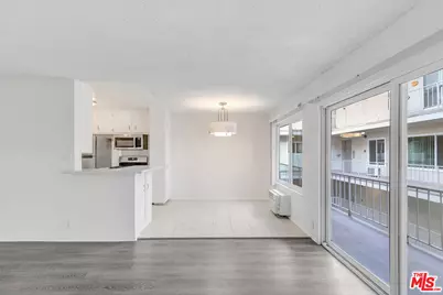 739 N Croft Ave ##203, Los Angeles, CA 90069 - Photo 1
