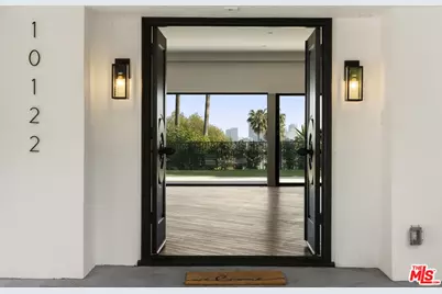 10122 Sunbrook Dr, Beverly Hills, CA 90210 - Photo 1