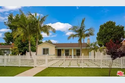 6453 Montgomery Ave, Lake Balboa, CA 91406 - Photo 1