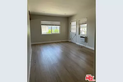 22525 Del Valle St #C, Woodland Hills, CA 91364 - Photo 1