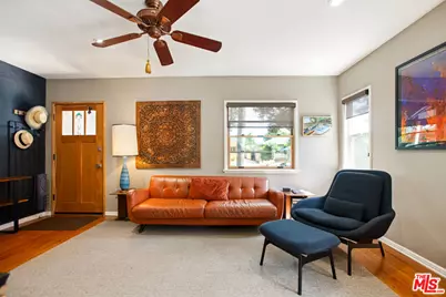 1809 S Orange Grove Ave, Los Angeles, CA 90019 - Photo 1