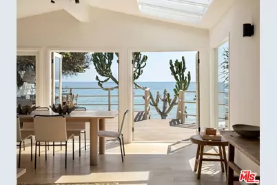 27314 Pacific Coast Hwy, Malibu, CA 90265 - Photo 1