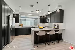 11304 Victory Blvd, North Hollywood, CA 91606 - Photo 1