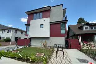 1129 W 37th St, Los Angeles, CA 90007 - Photo 1