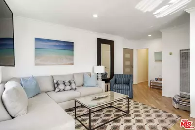 2101 Ocean Ave #4, Santa Monica, CA 90405 - Photo 1